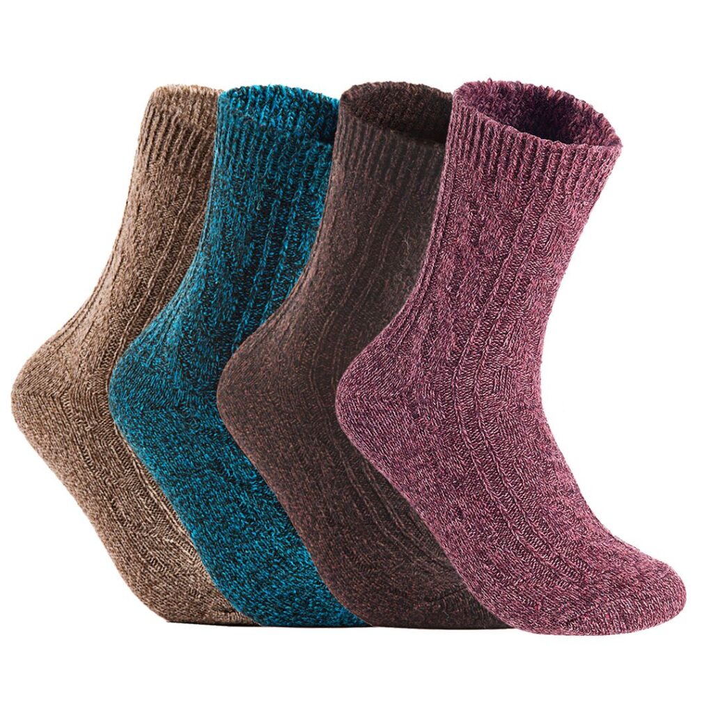 Meso HR1613 Women's 4-Pair Soft Wool Crew Socks - Random Colors